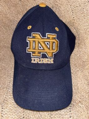 Notre Dame Fighting Irish Top of the World Navy One Fit Hat Shamrock ND